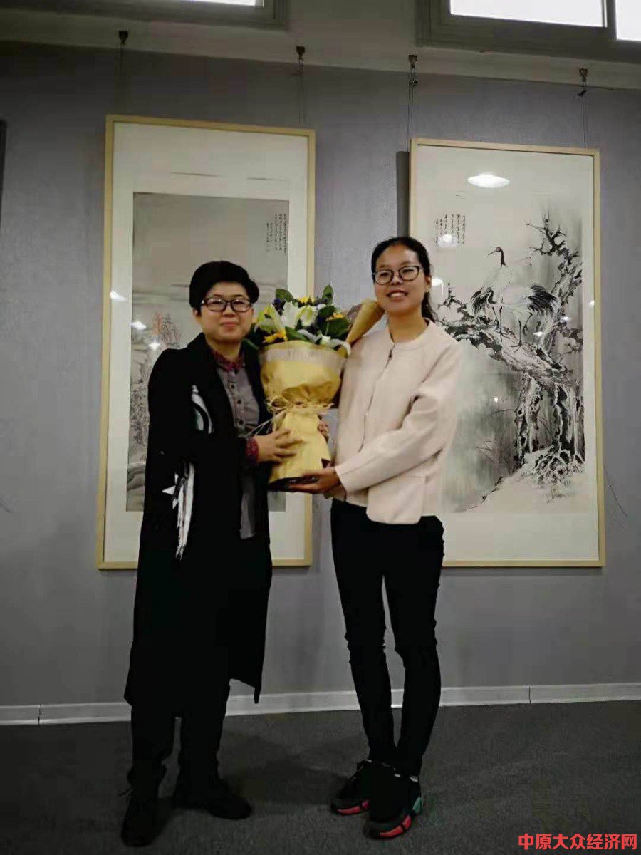 “摹古铸今”张琼国画展郑州开幕
