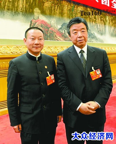 全国人大代表、信阳文新茶叶有限责任公司董事长刘文新:心容天下一杯茶